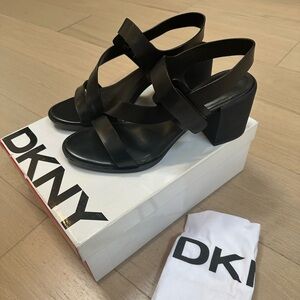 DKNY Women’s Elena Black Strappy Sandals with Wide Block Heel